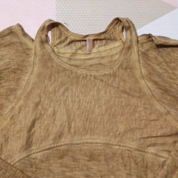 Free People Zenith High Low Thumbhole Top size S - Picture 5 of 12